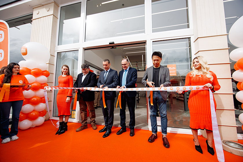 xiaomi-store-cyprus-photo